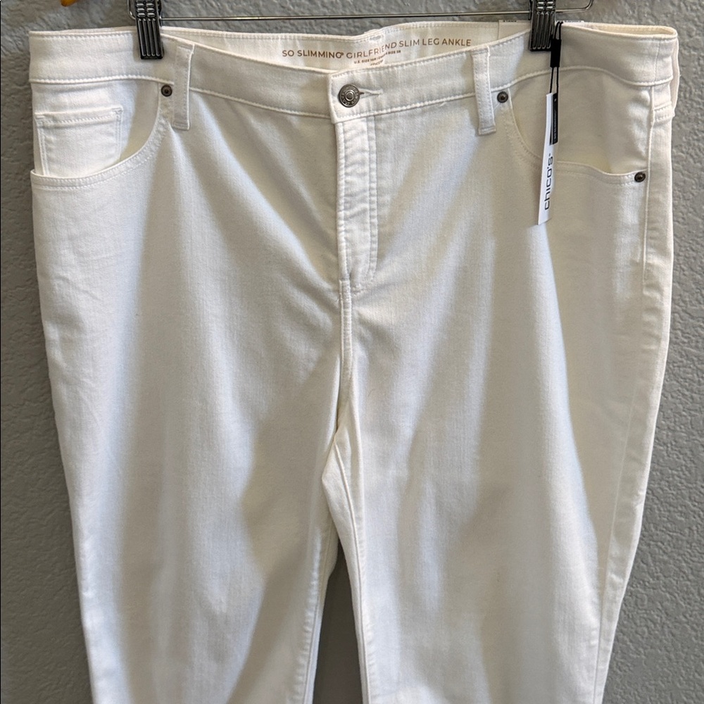 Chico’s High Waist White So Slimming Girlfriend Frayed Ankle Jeans Size 16R - Picture 4 of 8